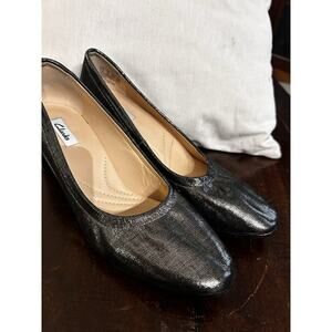 Clarks Women's Size 10 Pewter Metallic Grace Isabella Chunky Heels Pumps 2.5"